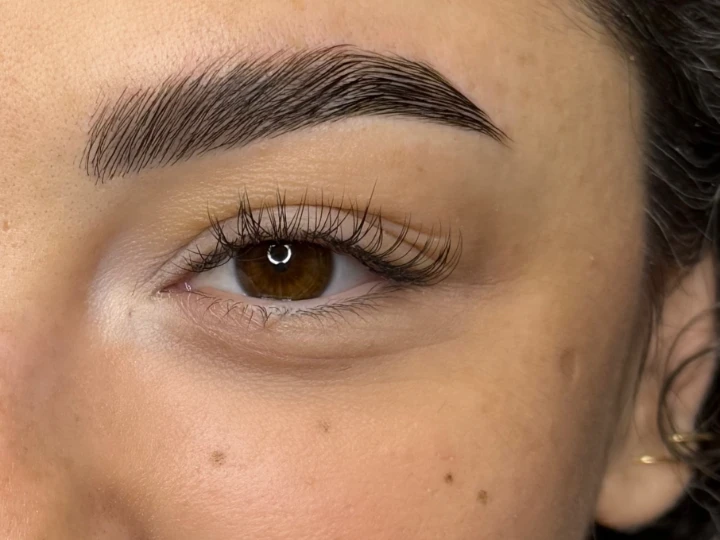 Brow Styling & Sculpting